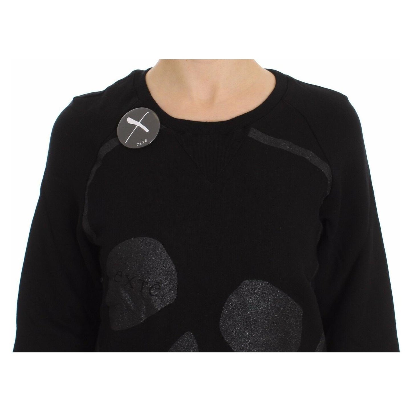 Exte Chic Skull Motif Crew-Neck Cotton Sweater Exte