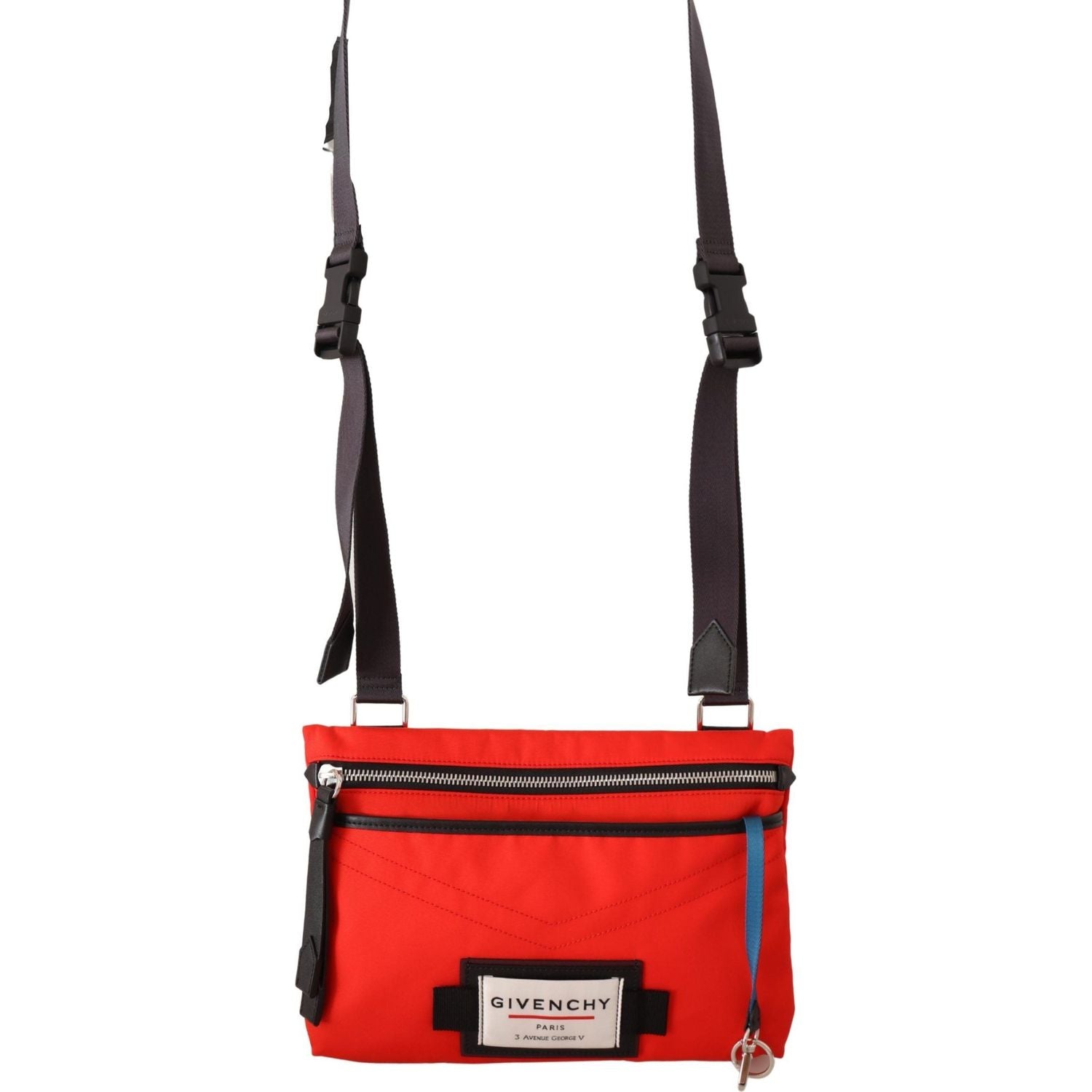 Front view with bag zipped and handles upright.