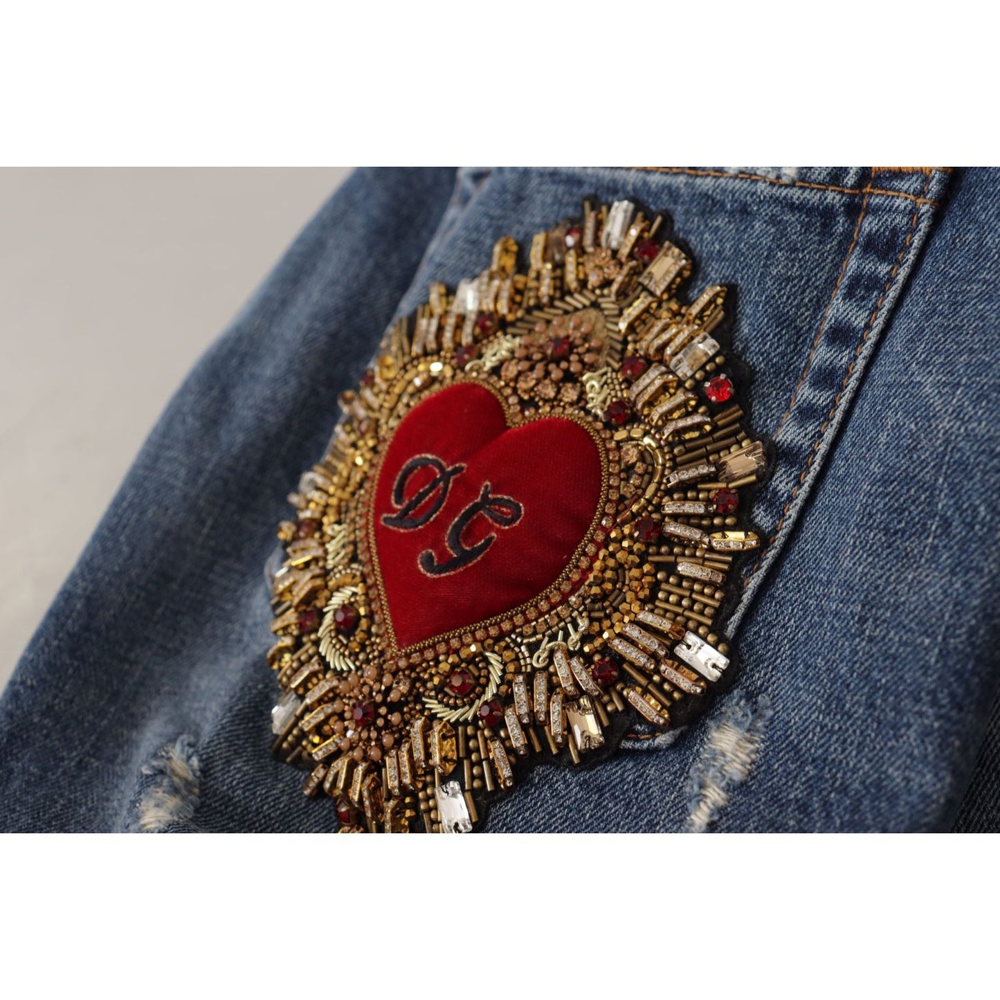 Dolce & Gabbana Blue Denim Baroque Heart Logo Patch Pants Jeans 1728,67345645728,Blue,Clothing,Dolce & Gabbana,IT38|XS,Jeans & Pants - Women - Clothing,Jeans Denim - Clothing,Material: 100% Cotton,New with tags,Relaxed Fit Jeans - Jeans Denim - Clothing,W