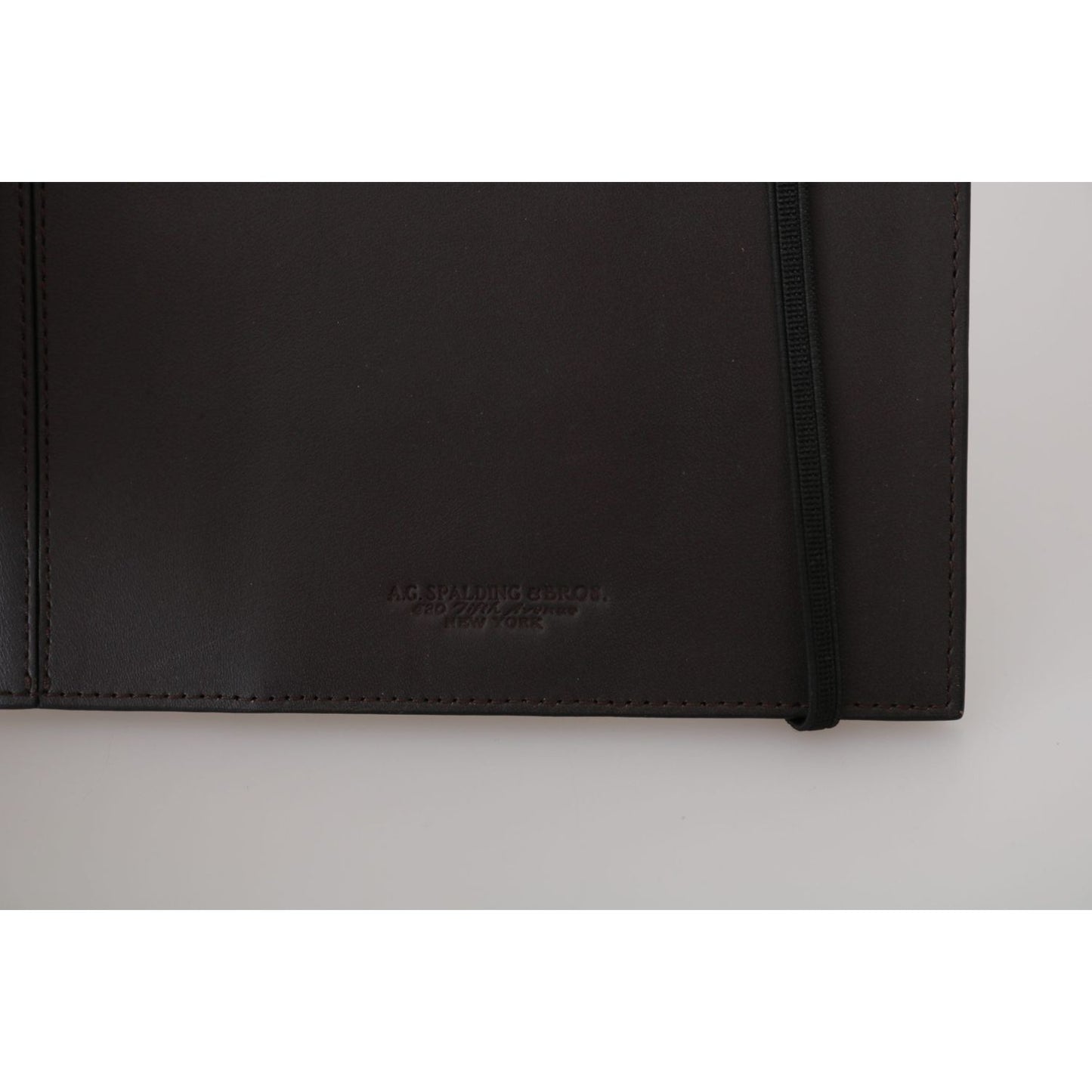 A.G. Spalding & Bros Elegant Leather Passport Wallet - Sleek Travel Essential A.G. Spalding & Bros