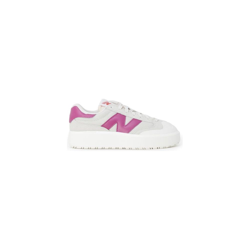 New Balance Pink Leather Sneaker