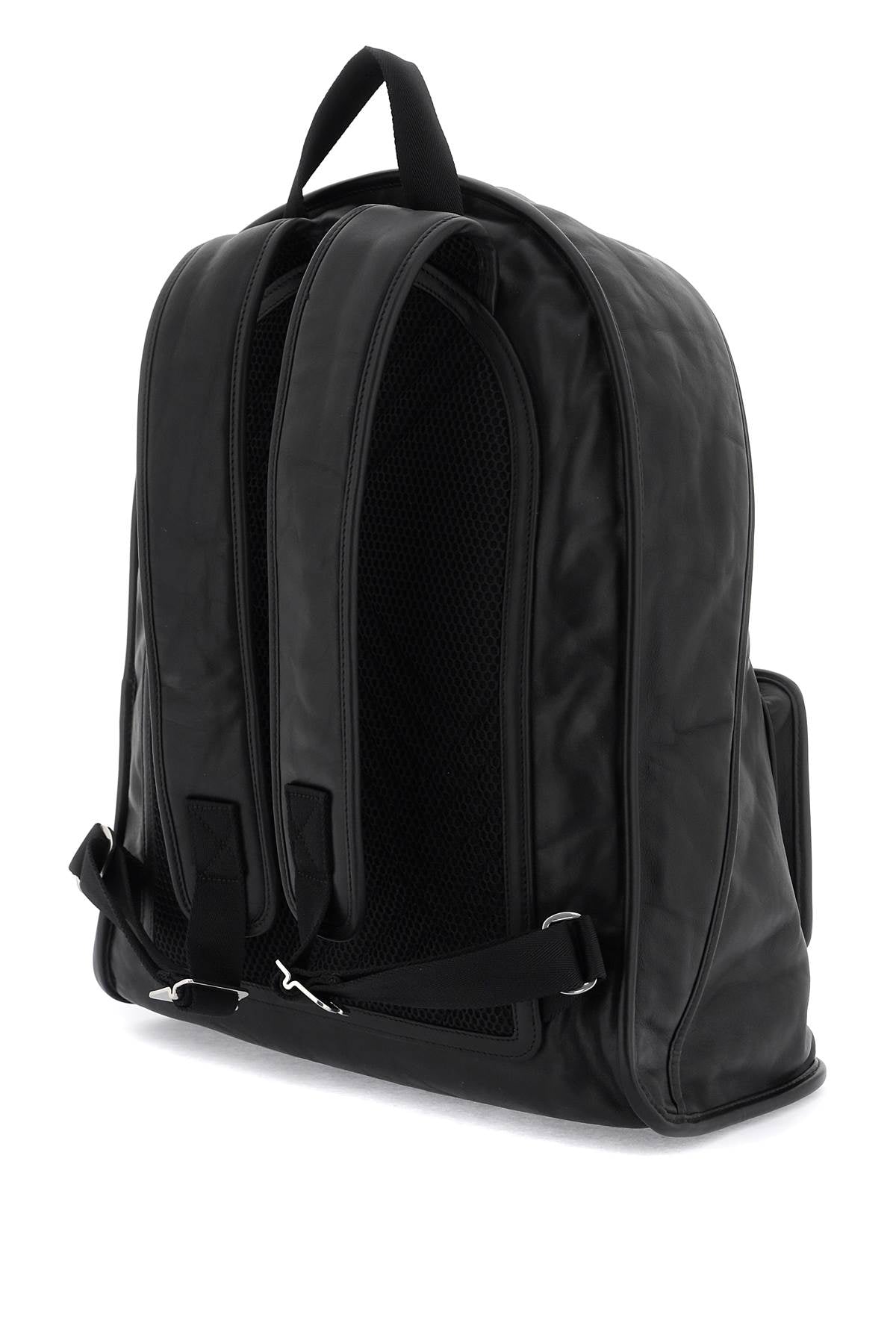 Front view with bag zipped and handles upright.